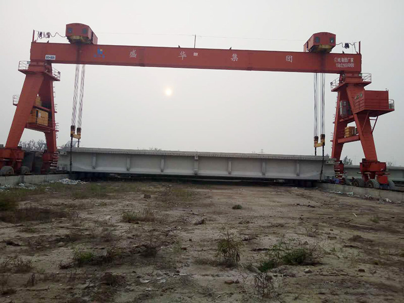 輪胎門式起重機